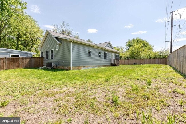 Building Photo - 1248 Generals Hwy