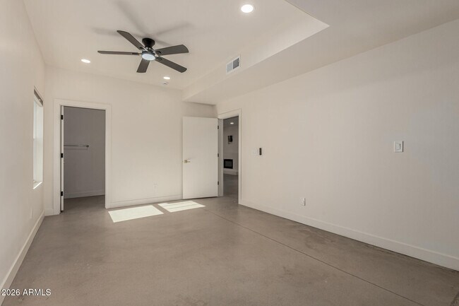 Building Photo - 125 N 11th Ave