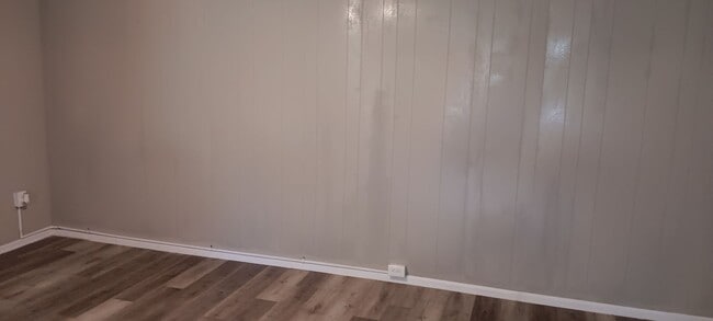 Building Photo - Coming Soon! Newly Renovated Home in Kansa...