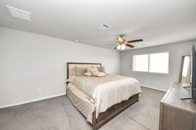 Building Photo - 13323 Colina Mdws Ln