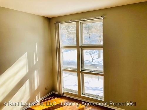 Building Photo - 2745 Grinstead Dr