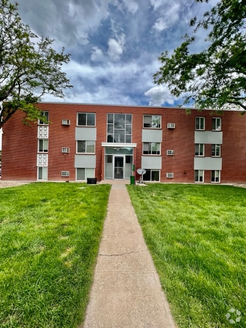 Building Photo - 10760 W 8th Ave