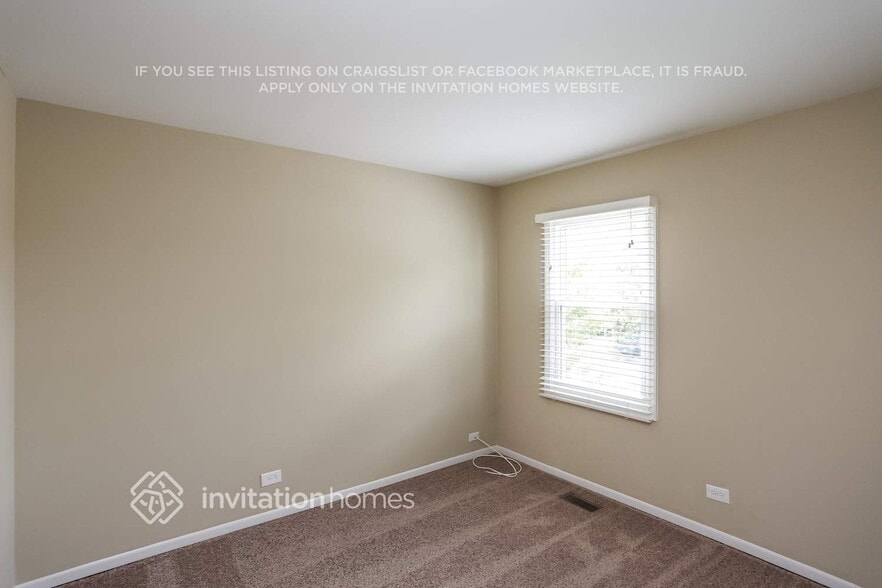 Building Photo - 677 Shining Water Dr