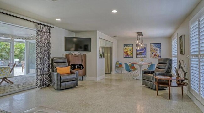 Building Photo - 2904 Homasassa Rd