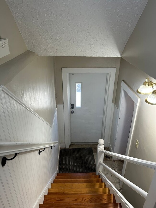 Building Photo - Charming 2-Bedroom Home Between Dundee & Blackstone with Large Attached Garage & Hardwood Floors