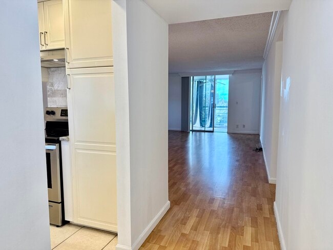 Building Photo - 6161 NW 2nd Ave