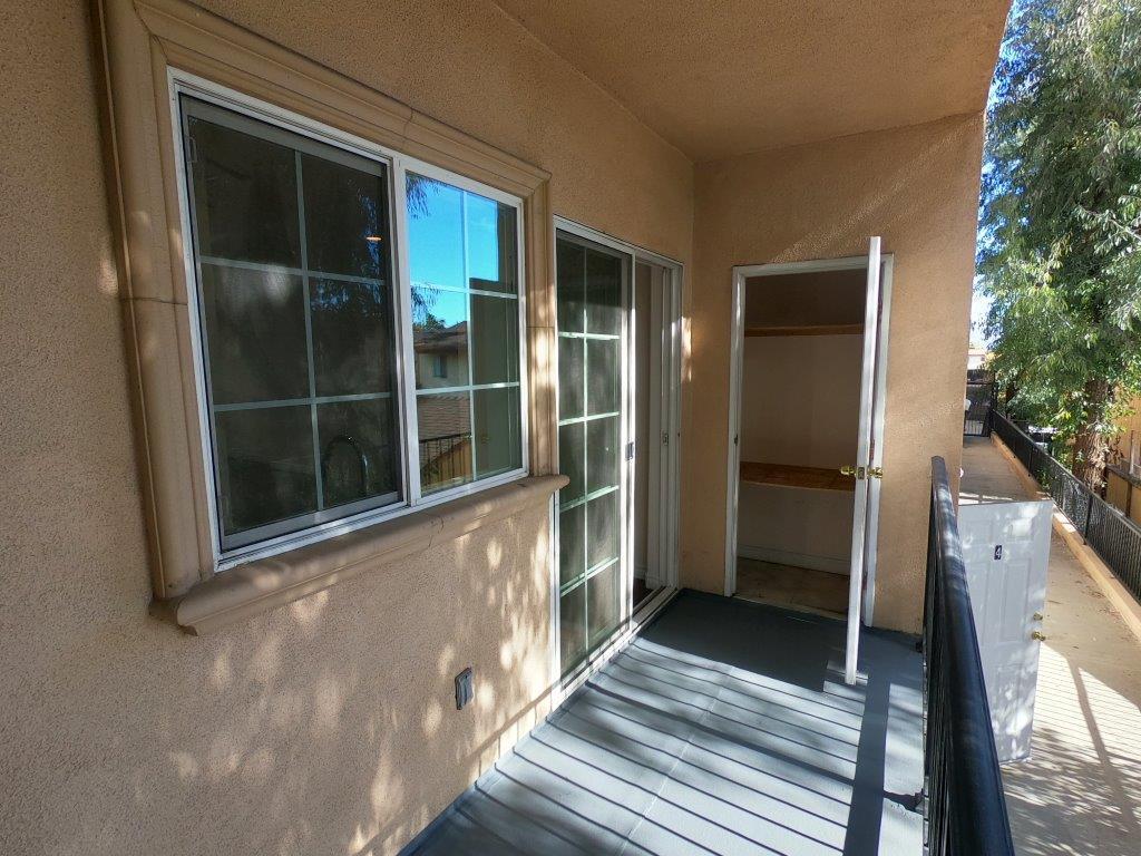 Building Photo - 8735 Cedros Ave