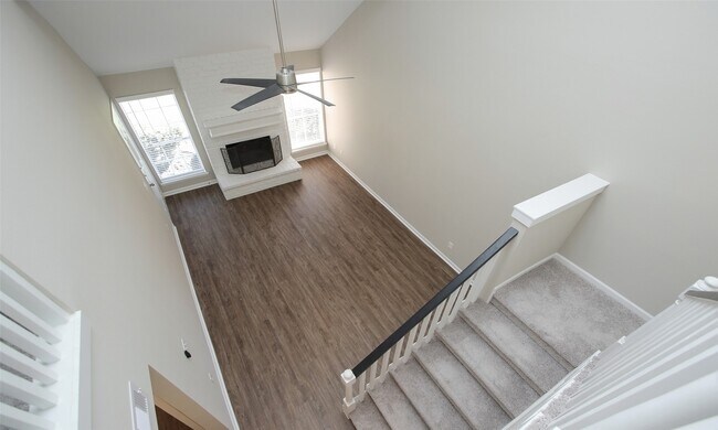 Building Photo - 1547 Airline Dr