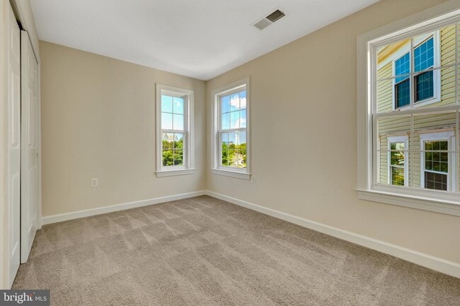 Building Photo - 13576 Davinci Ln