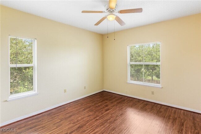 Building Photo - 11490 Villa Grand