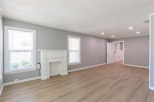 Building Photo - 473 College Dr