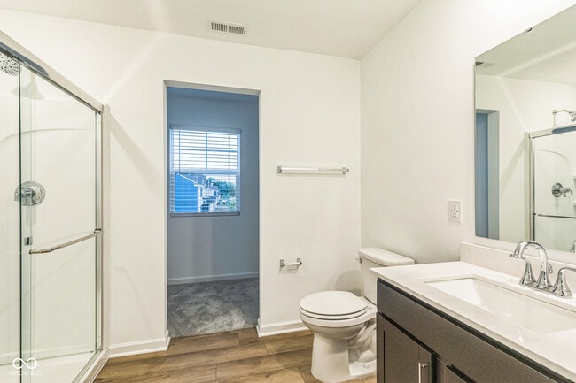 Building Photo - 3449 Briarwick Dr