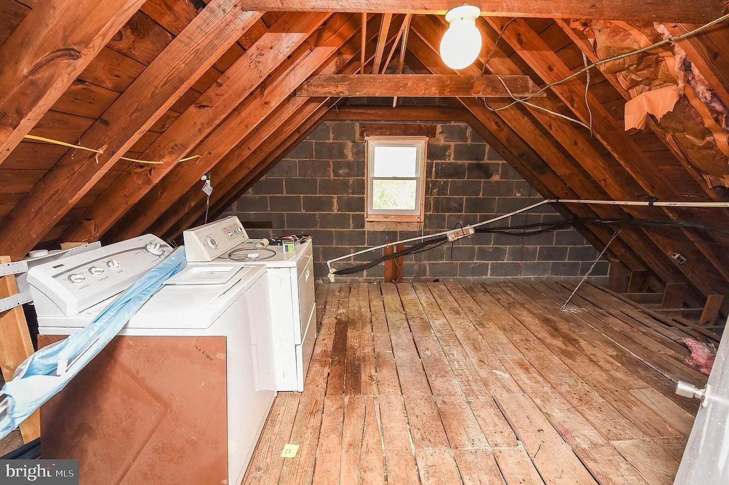 Building Photo - 1014 Cecil St