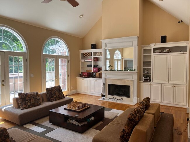 Building Photo - 2385 Hopewell Plantation Dr