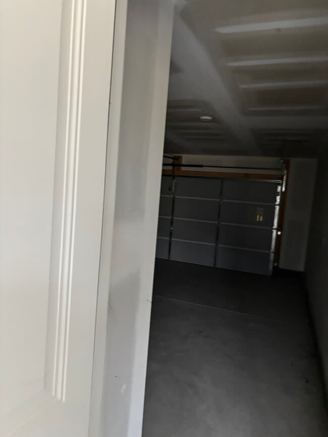 Building Photo - 1057 Field Strip Rd