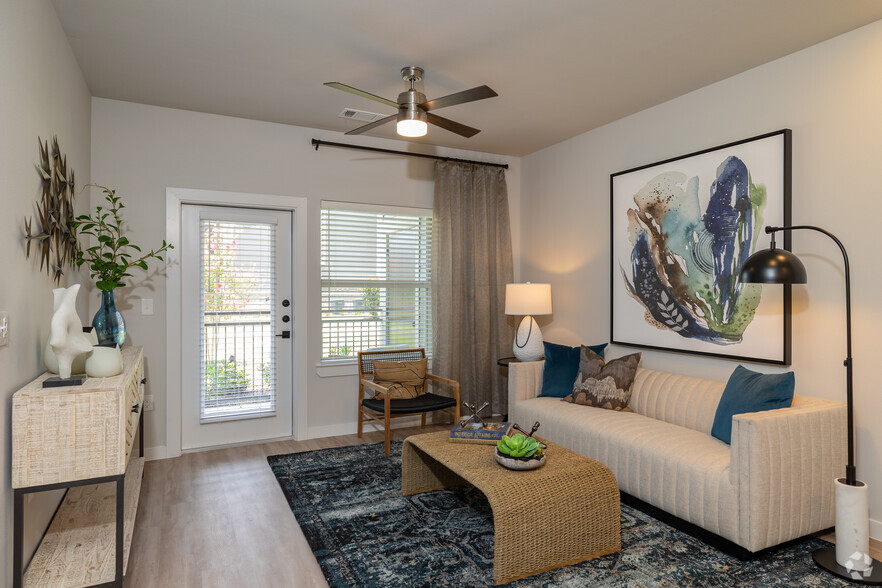 Living room - Gateway at Cypress Creek