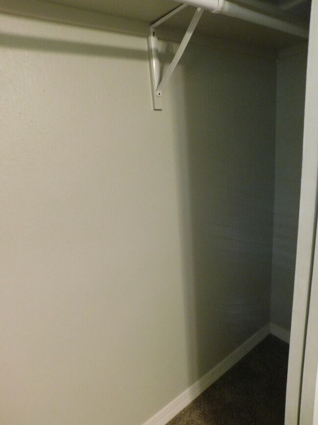 Building Photo - Central Air! Updated 2 Bedroom/1 Bath Rancher - $1,100/$1,650