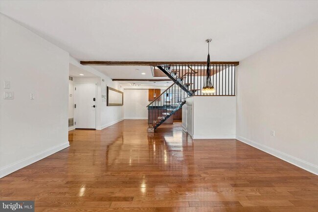 Building Photo - 1111 Mt Vernon St