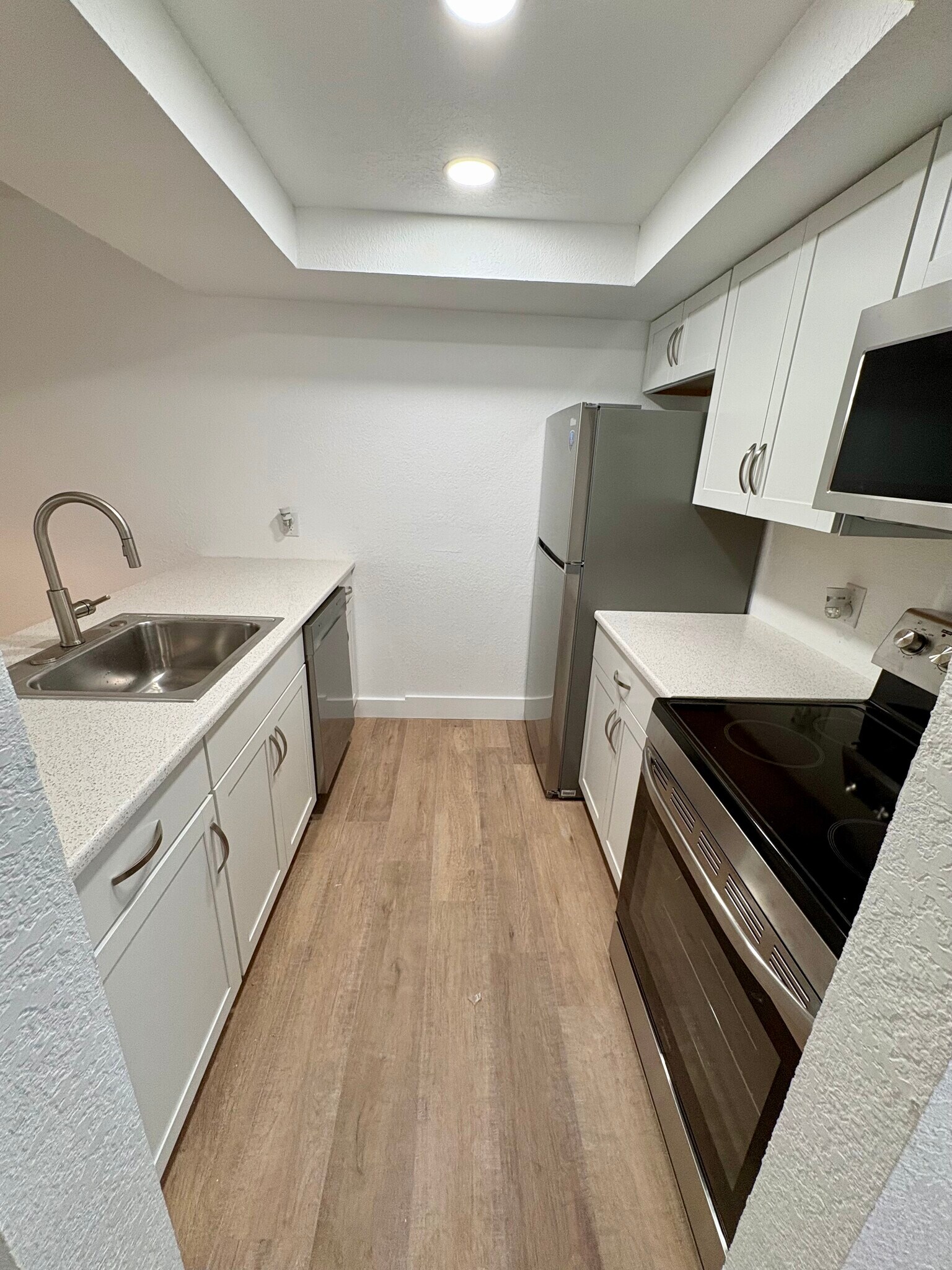 Building Photo - 4810 S Dauphin Ave