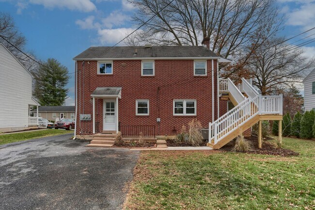Building Photo - 51 Wharton Ave