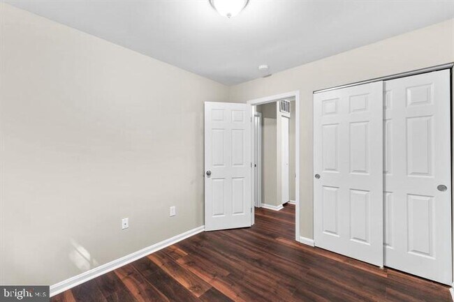 Building Photo - 3715 Mainsail Cove