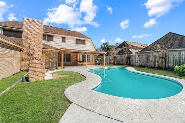 Building Photo - 20339 Arrow Cove Dr