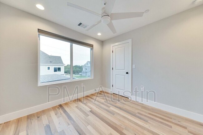 Building Photo - 6716 Mira Loma Ln