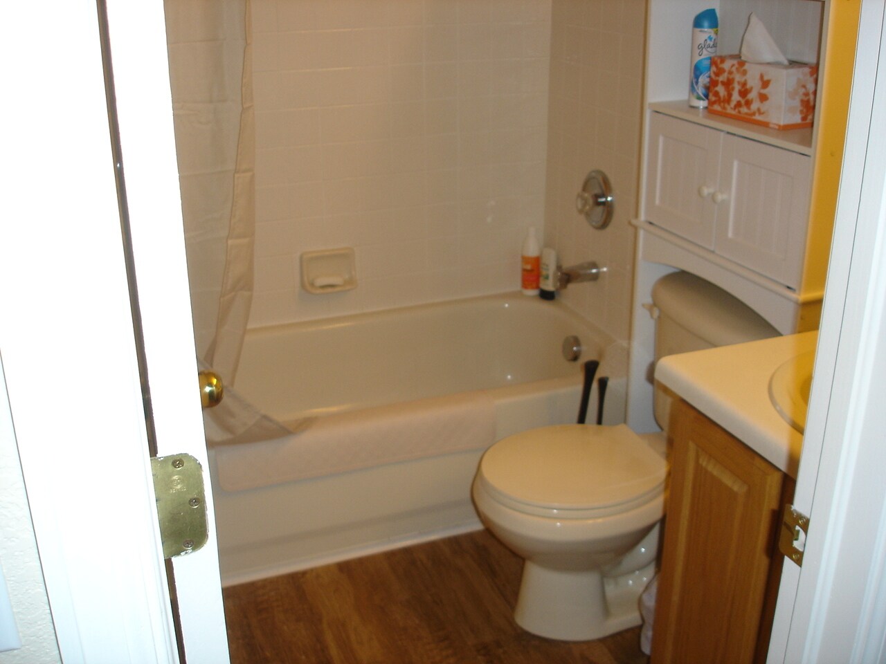 Building Photo - 5570 Vermillion Bluffs Dr