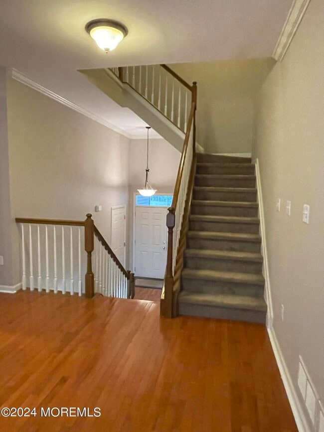 Building Photo - 86 Windward Drive