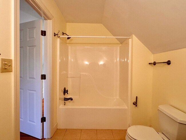 Building Photo - Private Farm Home in North Garden - Enjoy Fantastic Views - Main Level Primary Suite!