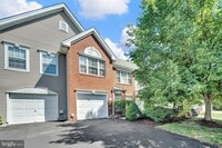 Building Photo - 307 Bollen Ct