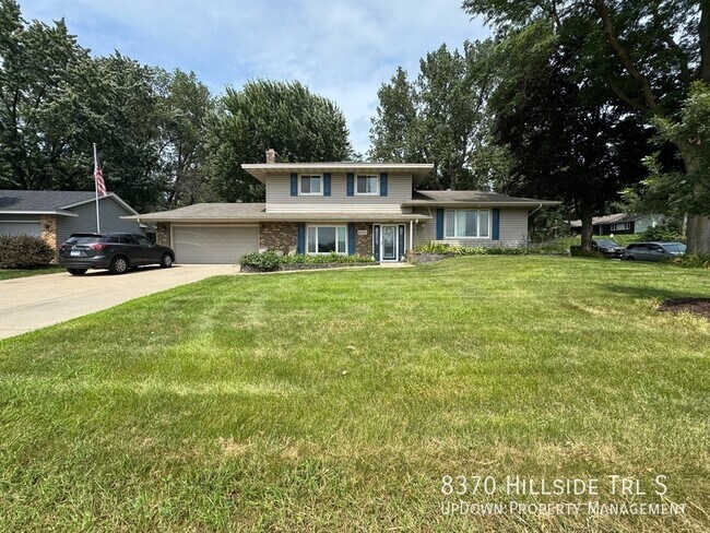 Primary Photo - 8370 Hillside Trail S