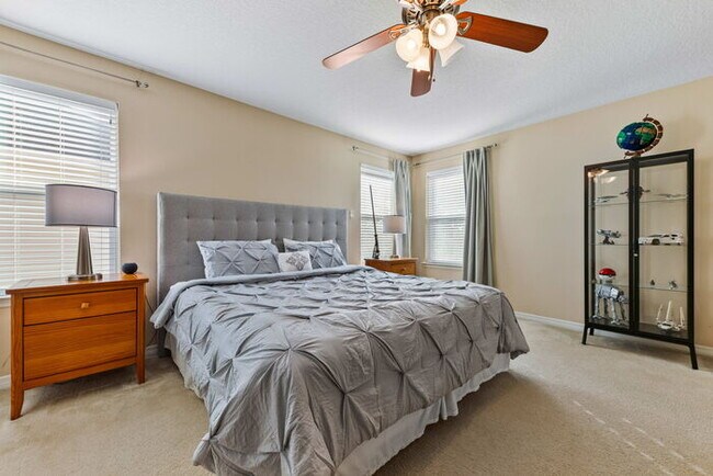 Building Photo - Corner Lot- Close to Disney- Four Bedroom Home for Rent