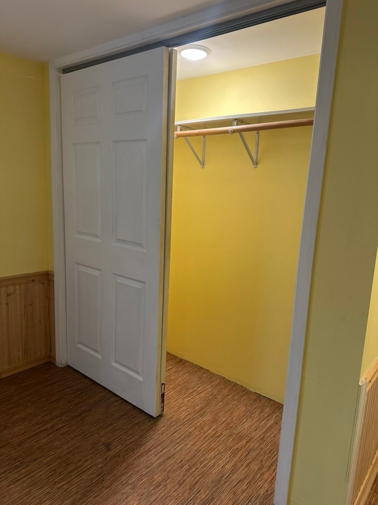 Closet - 3405 NE Ainsworth St