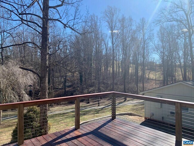 Building Photo - 652 Ivy Hill Ln