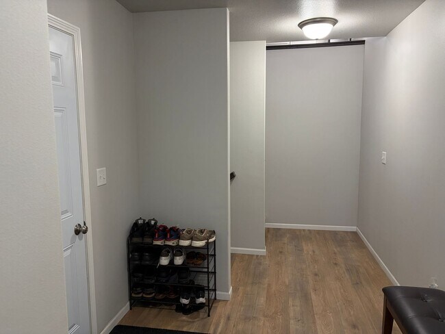 Building Photo - 1740 Tobi Ln