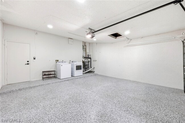 Building Photo - 7287 Mill Pond Cir