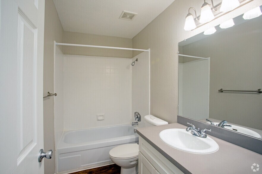 Creekside Apartments 1800 Stokes St San Jose CA 95126 Apartment Finder