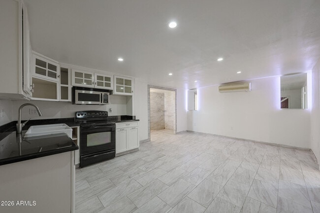 Building Photo - 6659 W Carol Ann Way