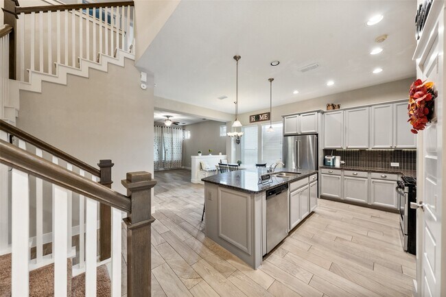 Building Photo - 16815 Osprey Bend Dr
