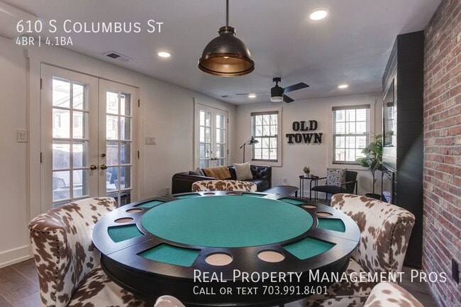 Building Photo - Stunning Corner Townhouse, Old Town Alexan...