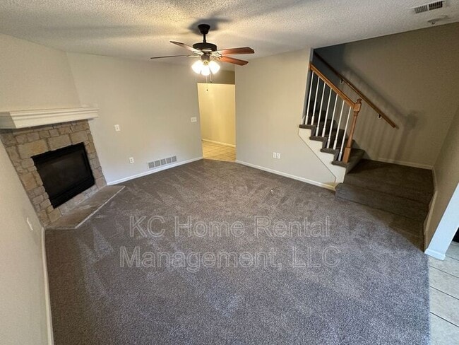 Building Photo - 820 167th Ct