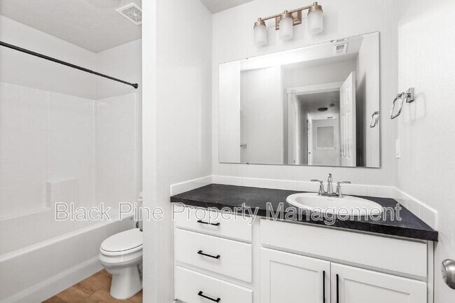 Building Photo - 4443 W Sunny Cove St