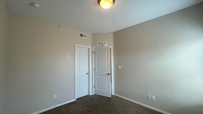 Building Photo - 14809 Willie Worsley Ave