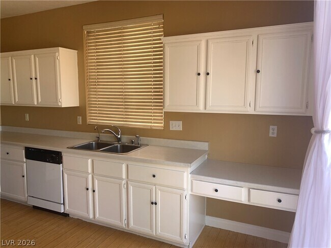 Building Photo - 306 Winery Ridge St