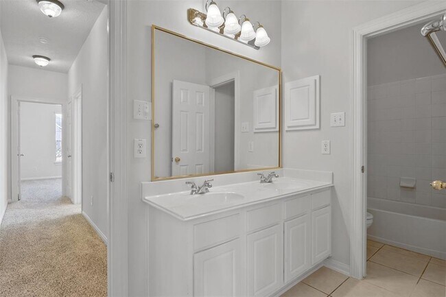 Building Photo - 2126 Fortuna Bella Dr