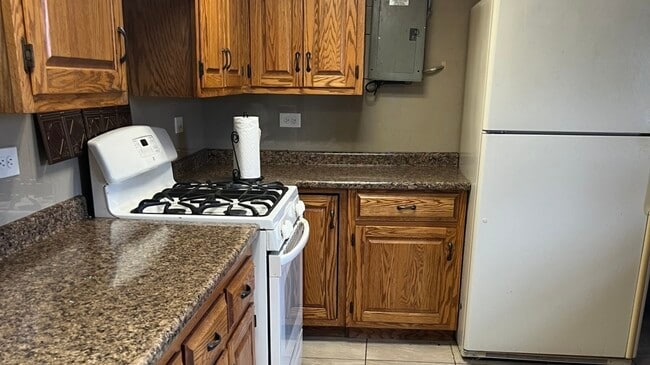 Building Photo - 8440 163rd St