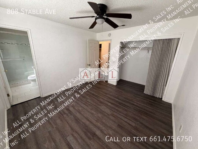 Building Photo - 808 Stable Ave