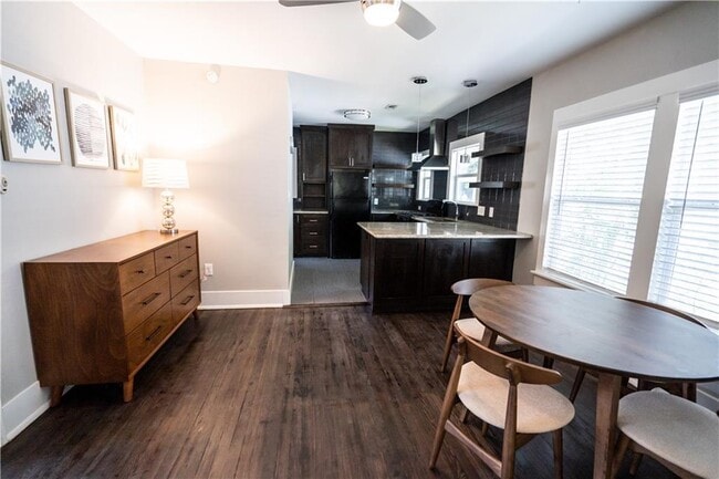 Building Photo - 2836 Pearl St