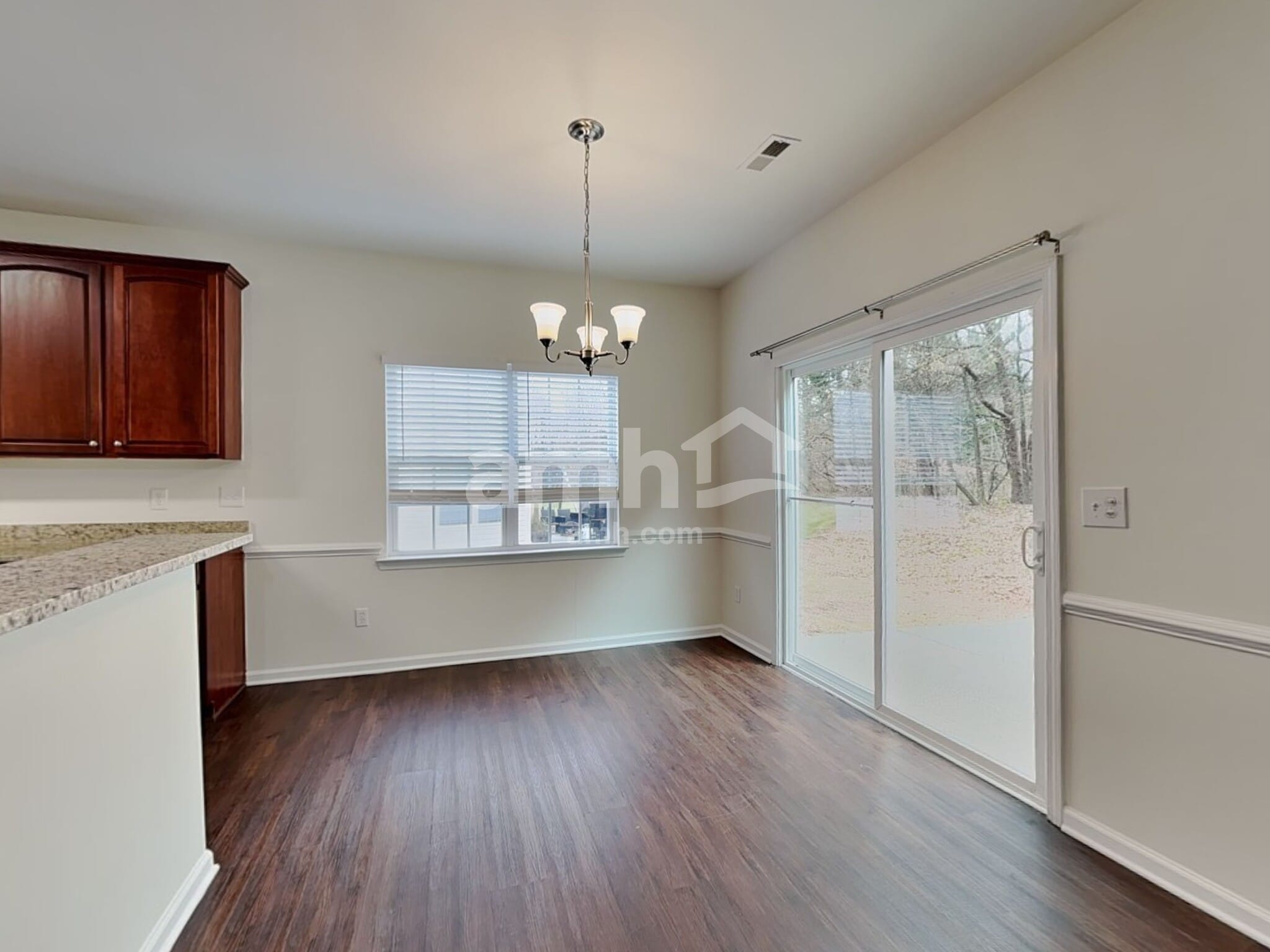 Building Photo - 4205 Lindsey Ln